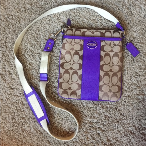 Coach Legacy Swingpack Signature Crossbody Bag - Picture 1 of 8